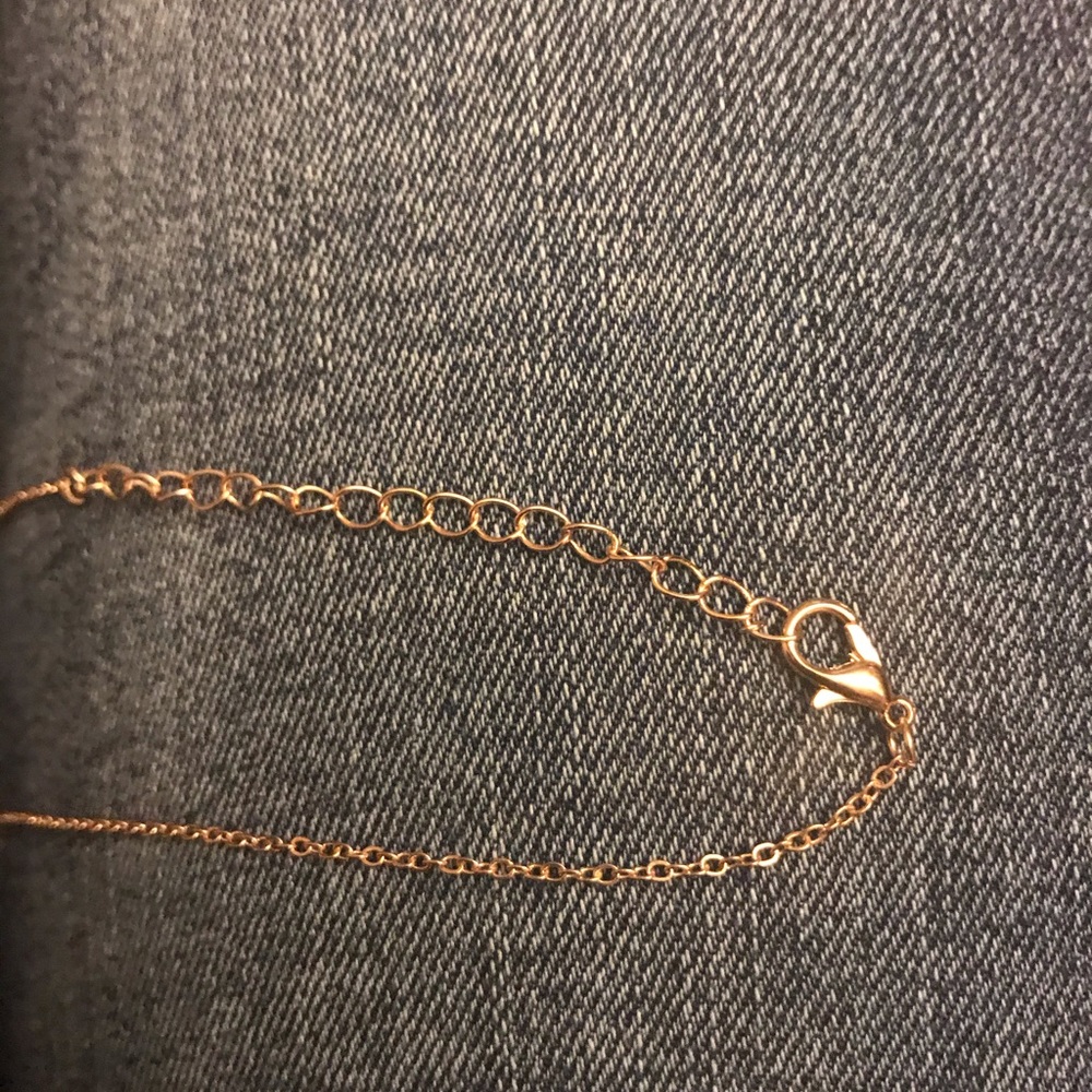 Tiny Heart Pendant Necklace - Picture 4 of 5